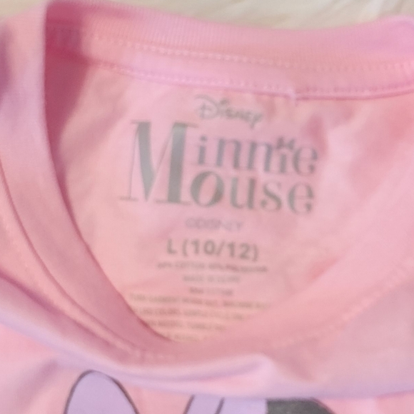 Minnie Mouse Girls Graphic T- Shirts 2 Pack Size L (10/12) - Picture 6 of 10